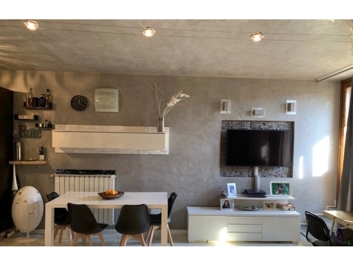 Bilocale in vendita a Carmignano