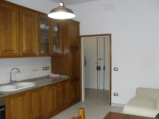 Bilocale con terrazzo, Scandicci centro