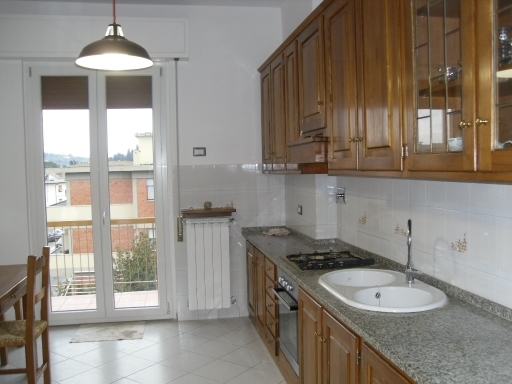Bilocale con terrazzo, Scandicci centro