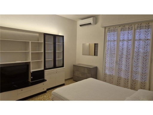 Trilocale in affitto, Scandicci centro