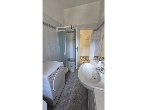 Trilocale in affitto, Scandicci centro