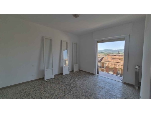 Trilocale in vendita, Scandicci centro