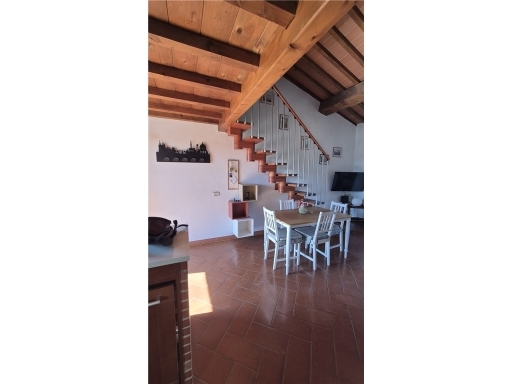 Trilocale con terrazzo, Firenze redi-circondaria