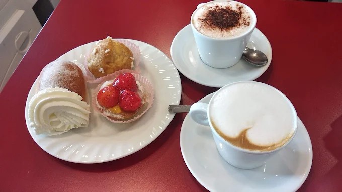 Locale commerciale in vendita in via mirabello, Pavia