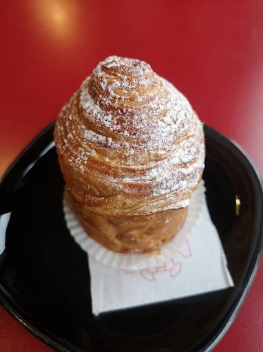 Locale commerciale in vendita in via mirabello, Pavia