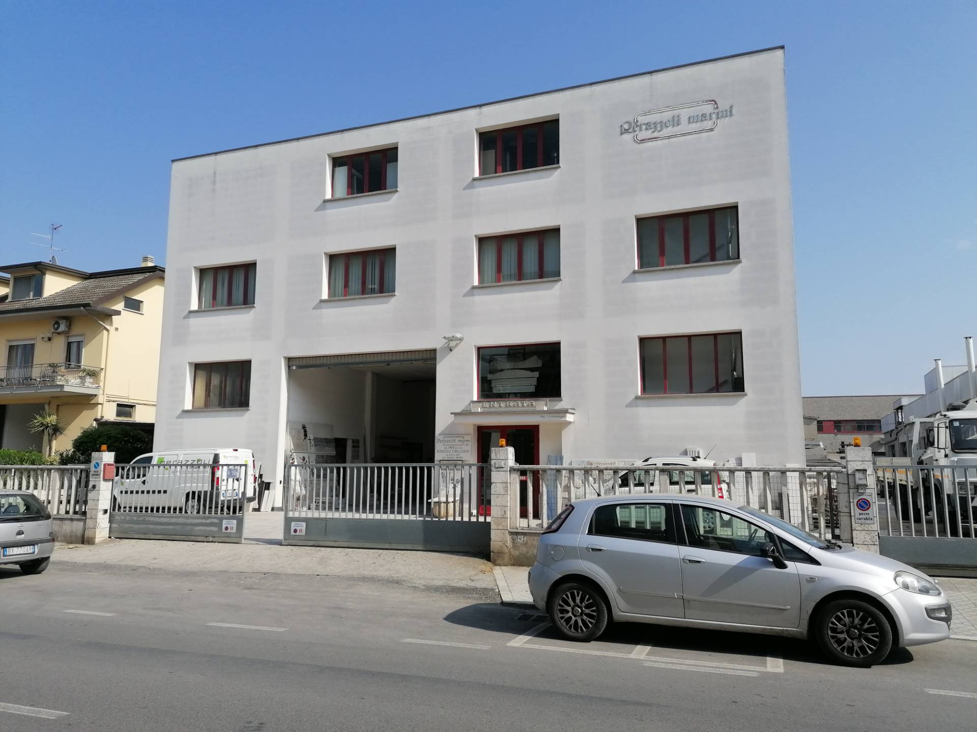 Capannone Industriale/Artigianale in vendita a San Benedetto del Tronto, SENTINA