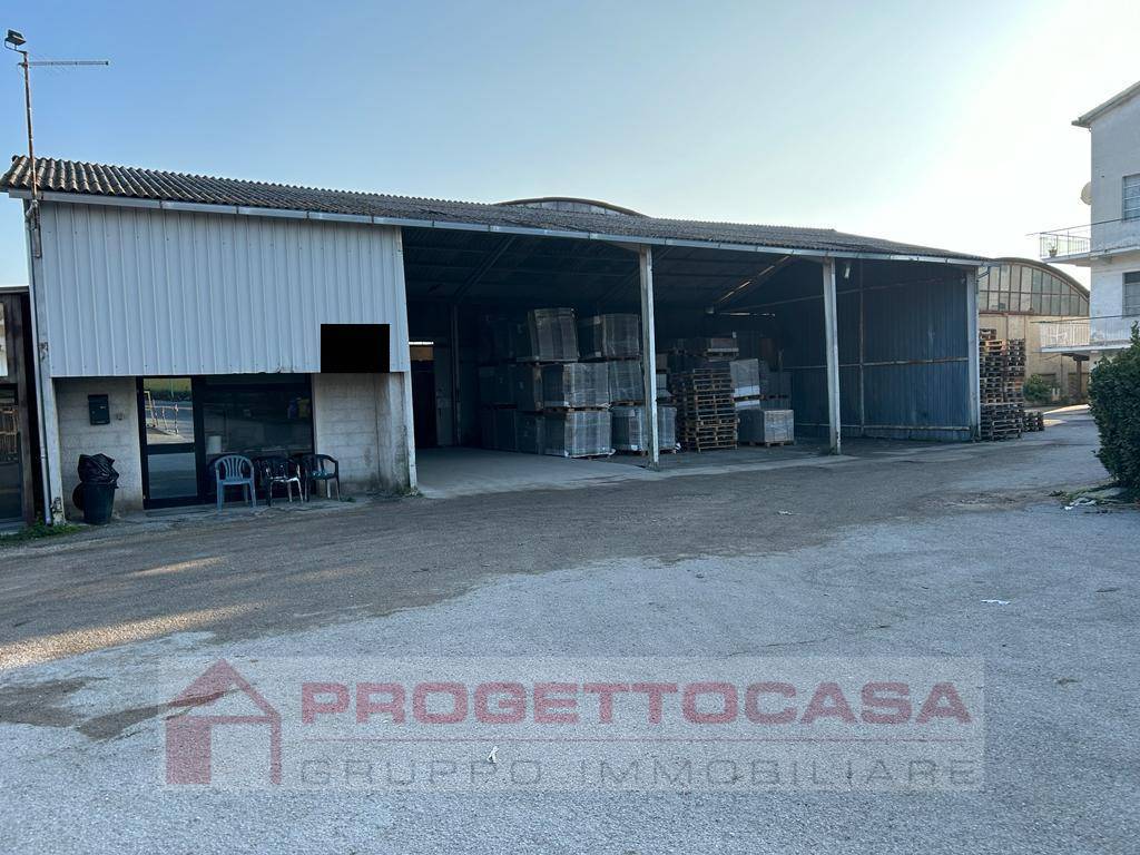 Capannone in vendita a Monteprandone, CENTOBUCHI - SOTTO SALARIA
