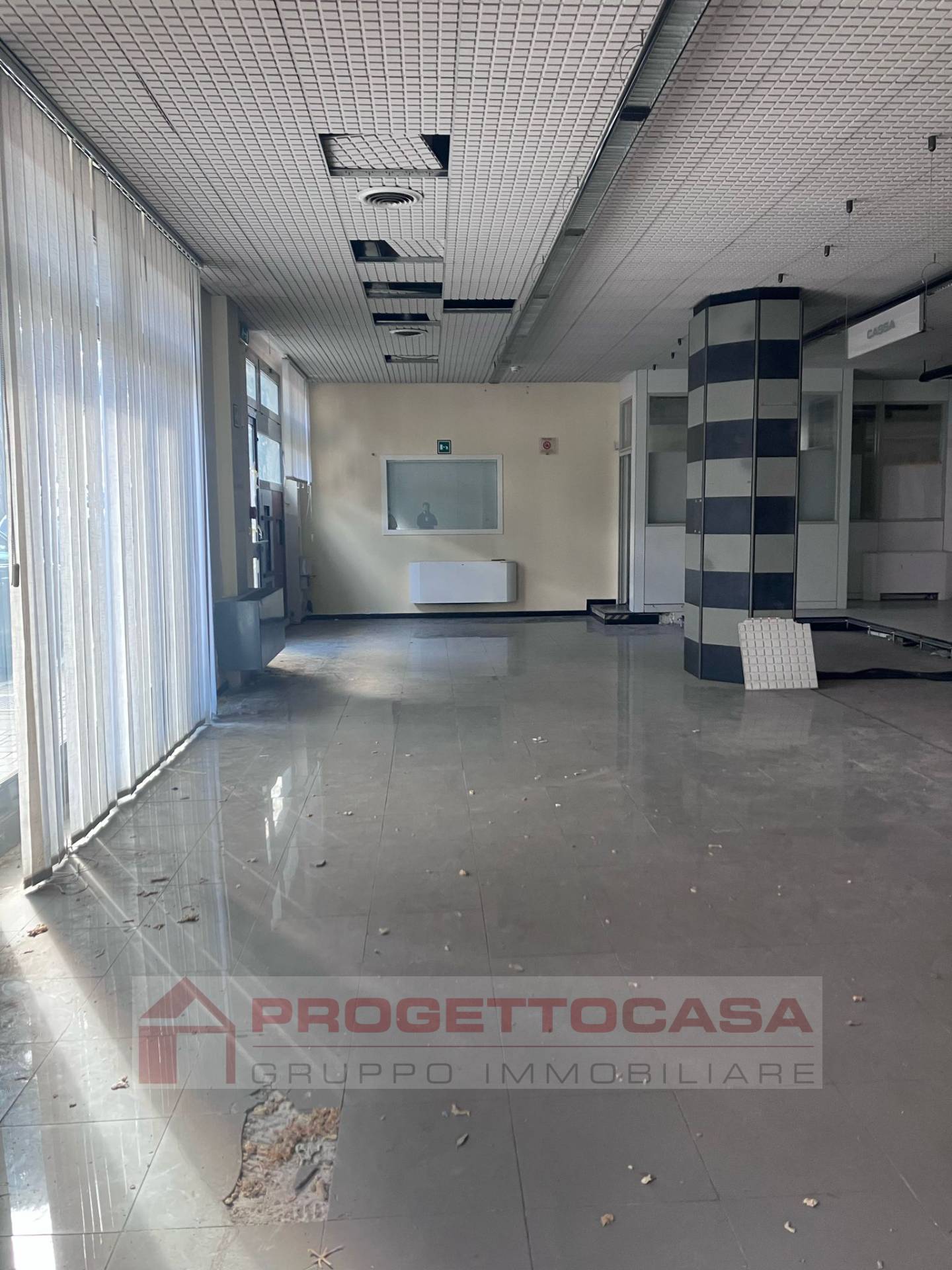 Locale Commerciale in affitto a Ascoli Piceno