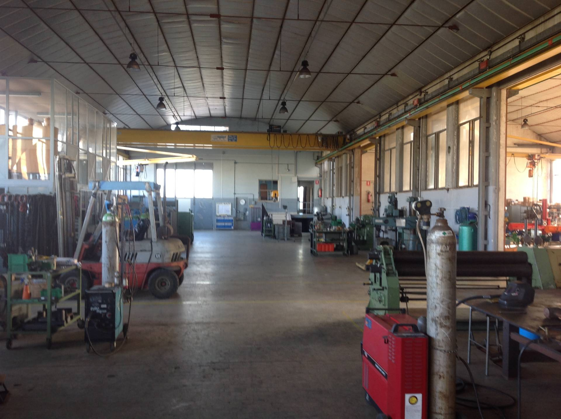 Capannone Industriale/Artigianale in vendita a Martinsicuro