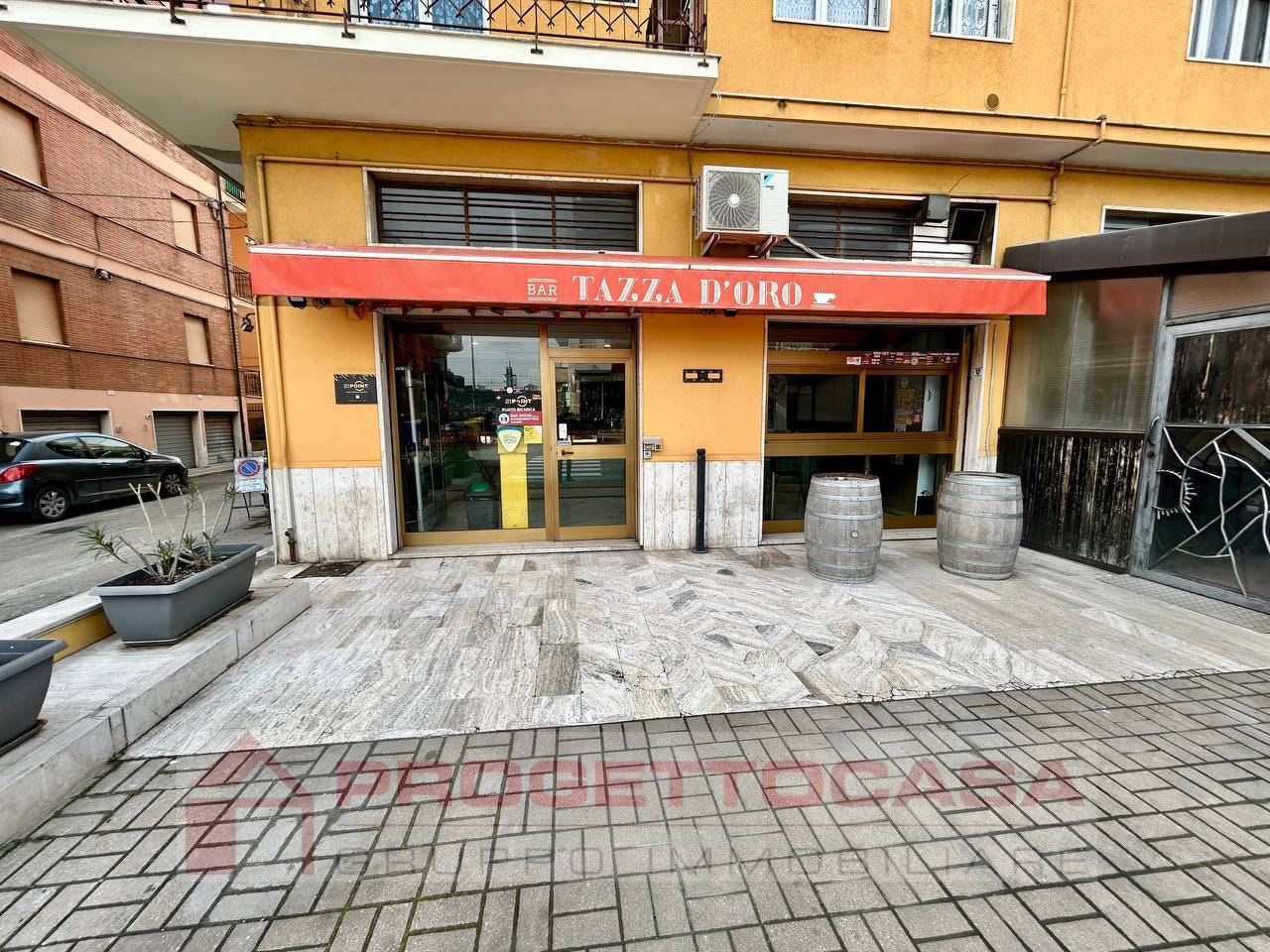 Bar in vendita a San Benedetto del Tronto, PORTO D'ASCOLI - RESIDENZIALE (TRA SS16 E FERROVIA)