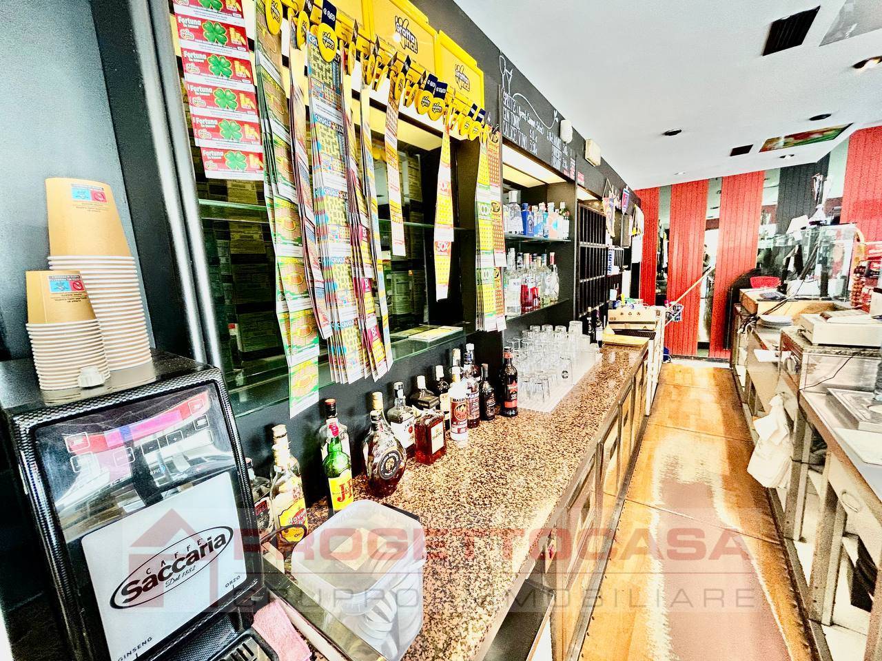 Bar in vendita a San Benedetto del Tronto, PORTO D'ASCOLI - RESIDENZIALE (TRA SS16 E FERROVIA)