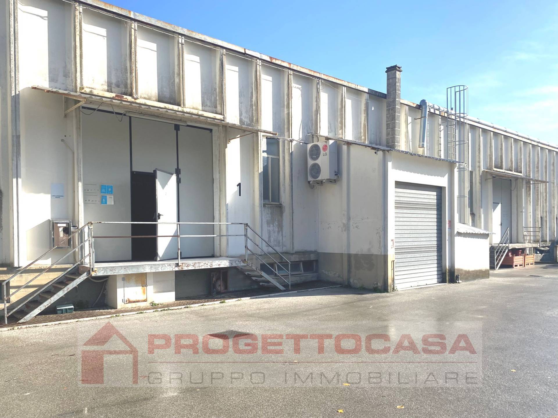 Capannone Industriale/Artigianale in affitto a Grottammare, VAL TESINO