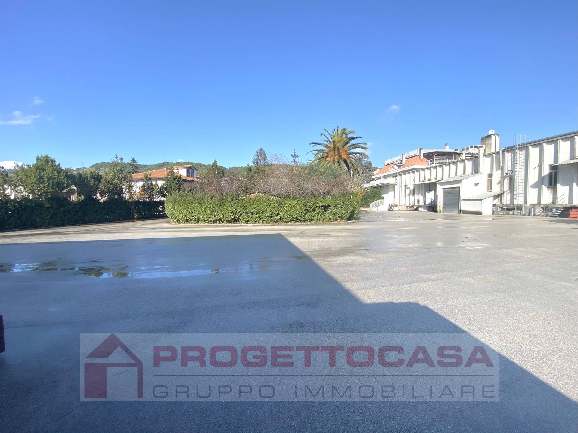 Capannone Industriale/Artigianale in affitto a Grottammare, VAL TESINO