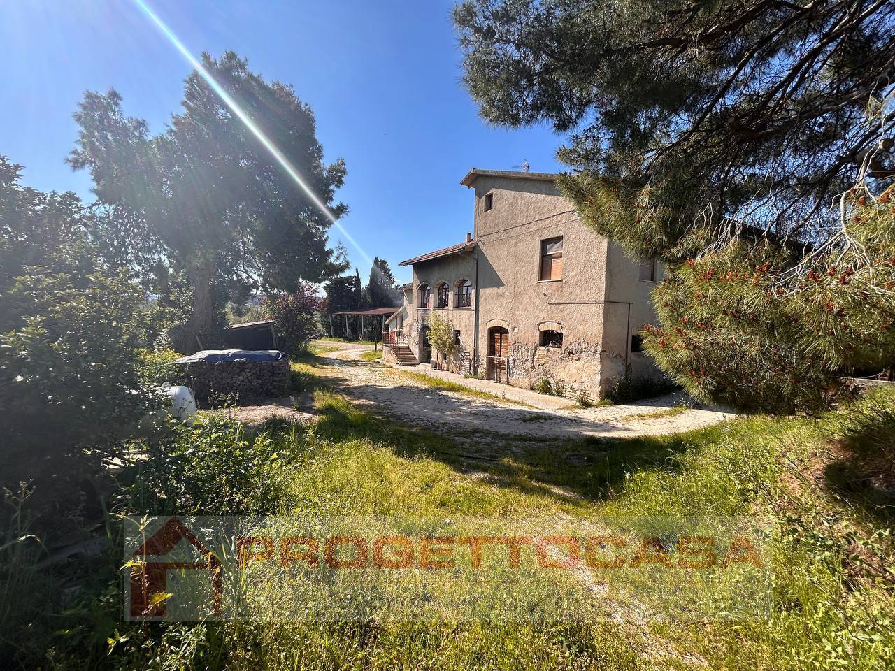 Casa colonica in vendita a Ascoli Piceno, Poggio di Bretta
