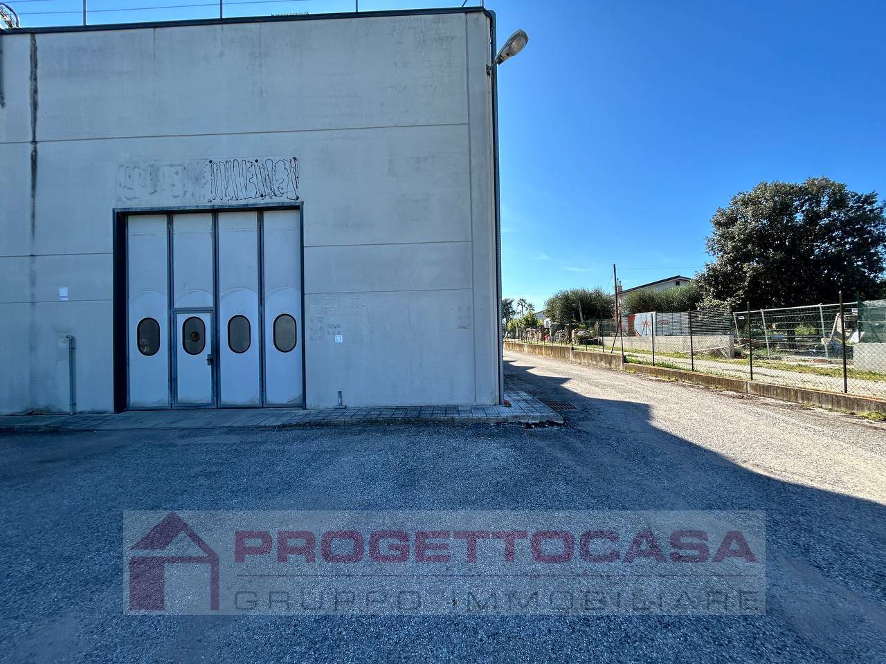 Capannone Industriale/Artigianale in vendita a Monteprandone, Centobuchi - Zona Industriale