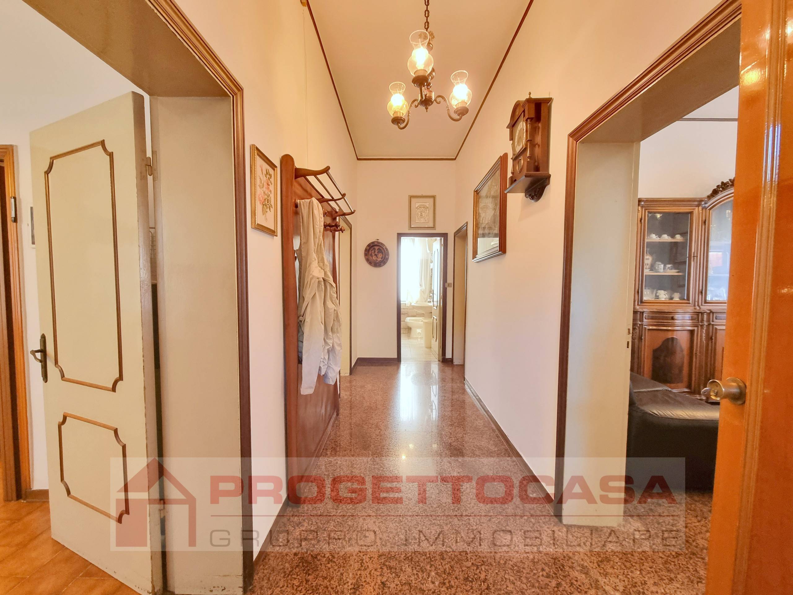 Casa indipendente in vendita a Colli del Tronto
