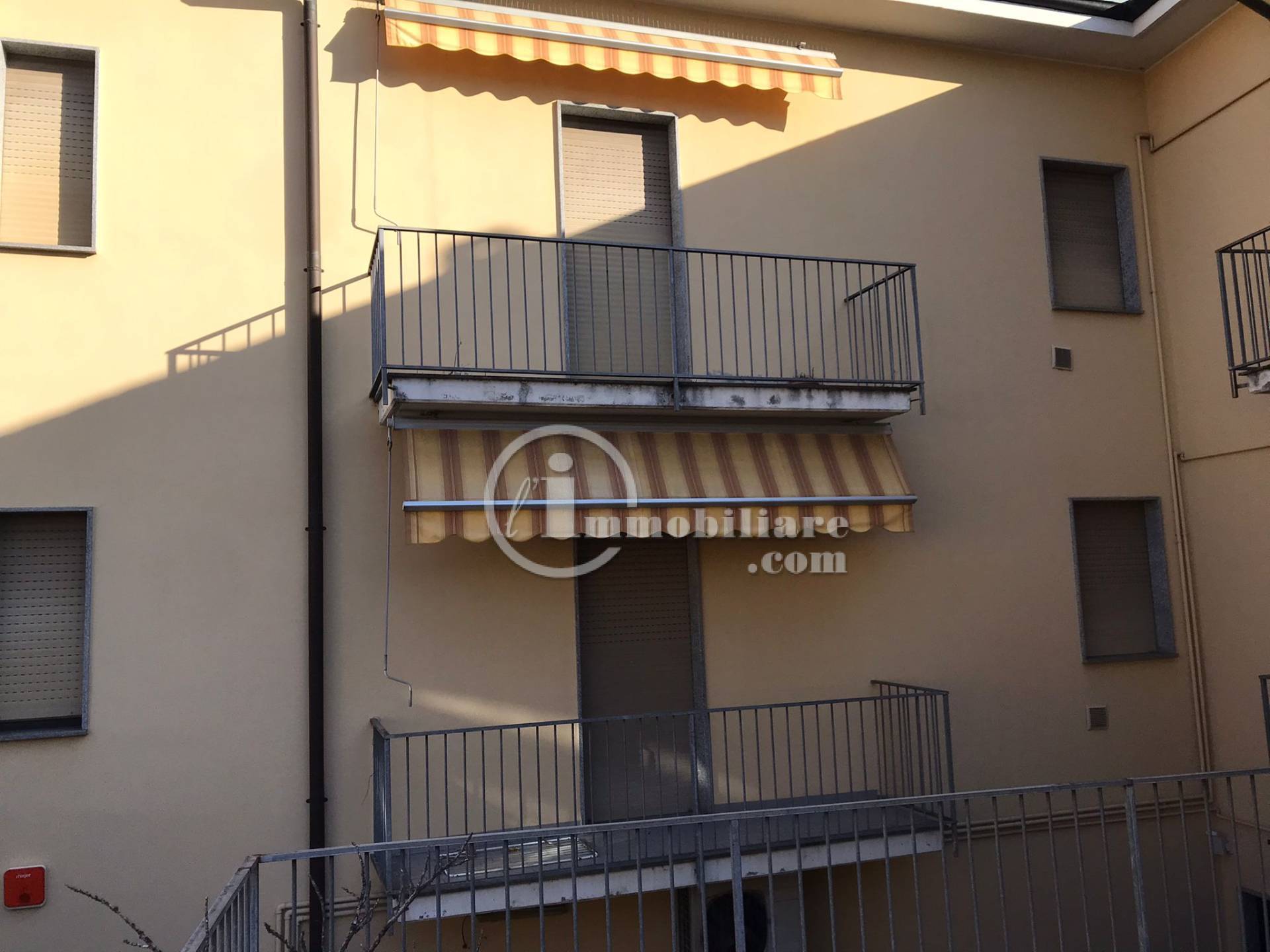 Palazzina/Stabile in vendita a Bollate