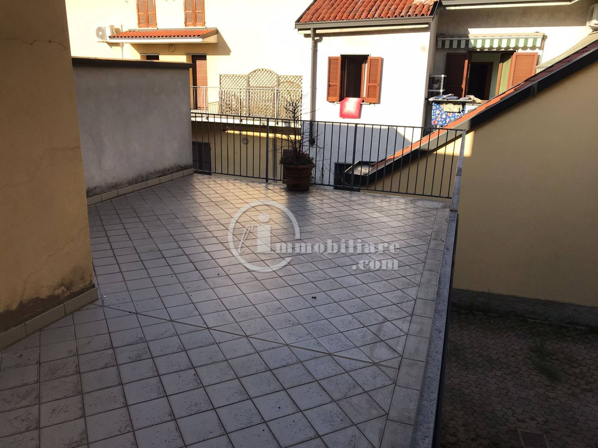 Palazzina/Stabile in vendita a Bollate