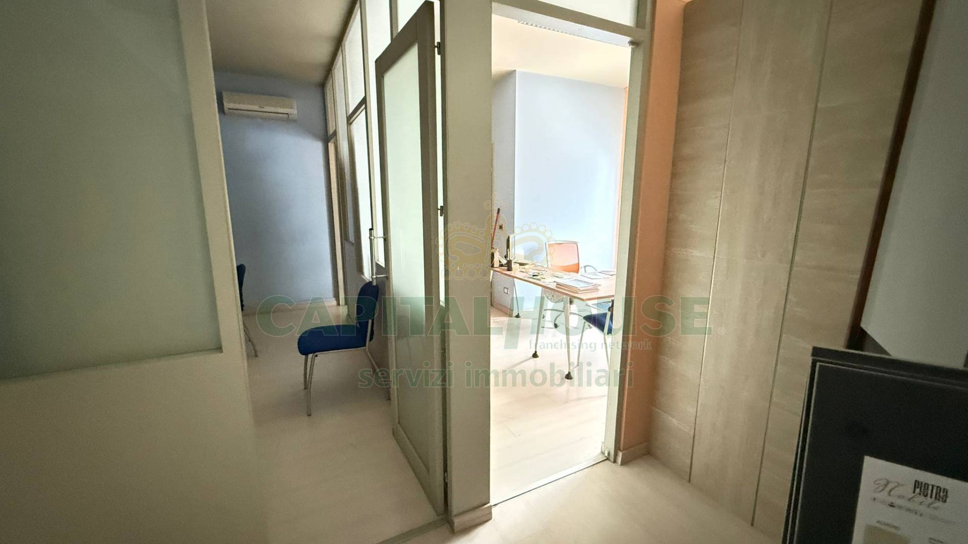 Commerciale in vendita a Forino