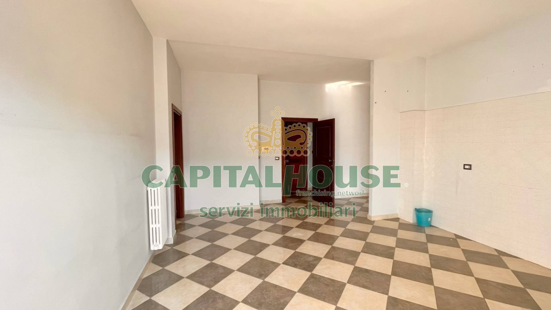 Appartamento in vendita a Contrada