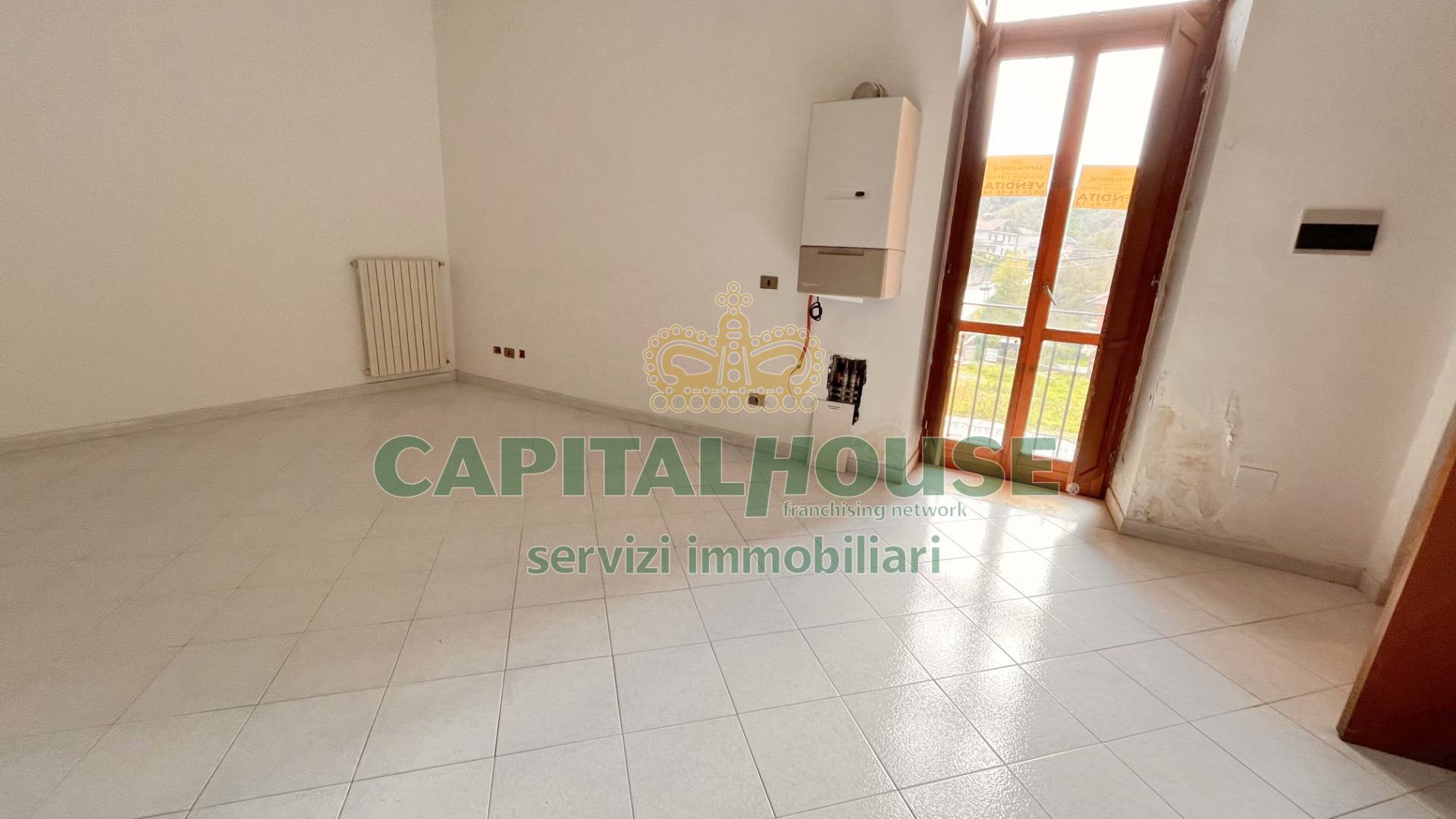 Appartamento in vendita a Contrada