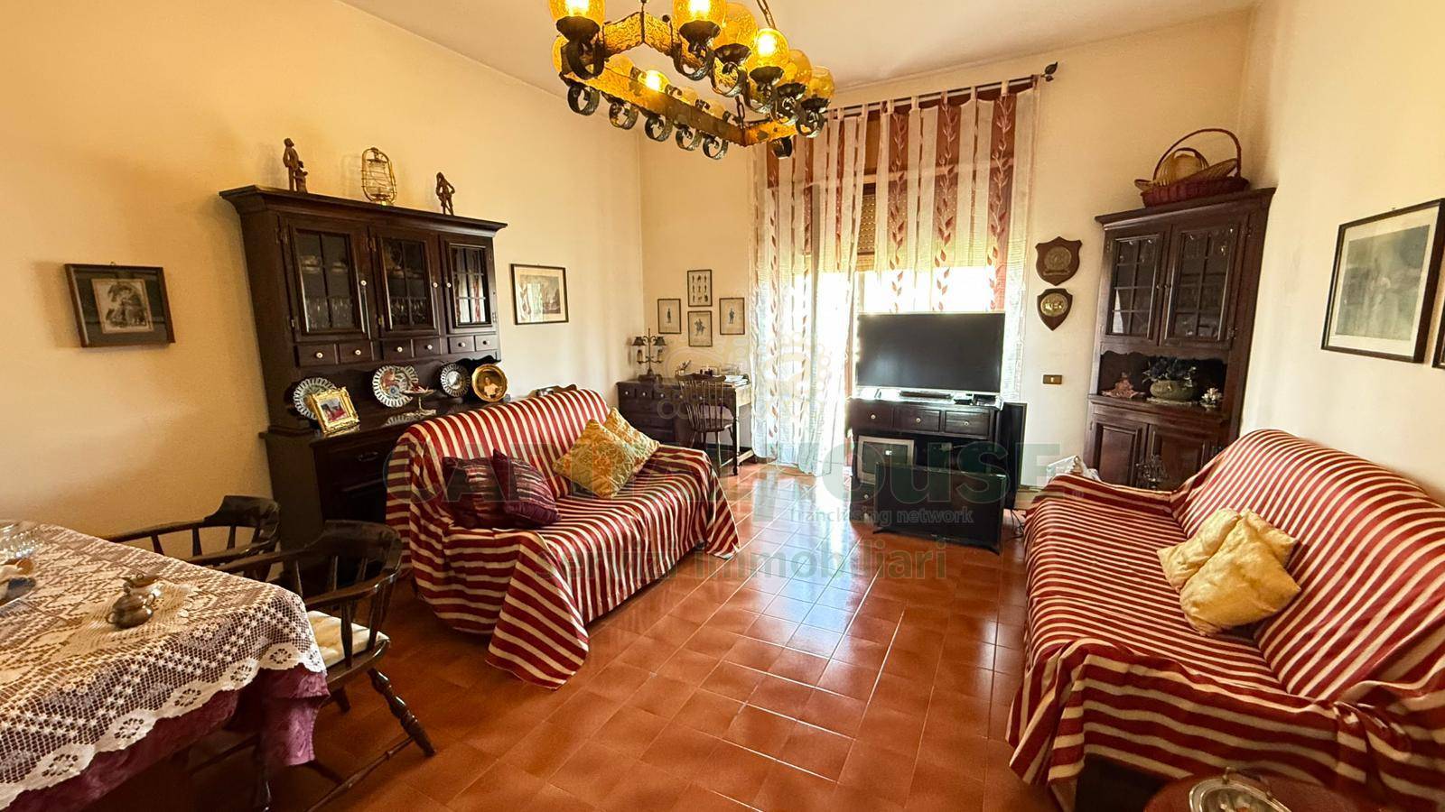 Appartamento in vendita a Contrada