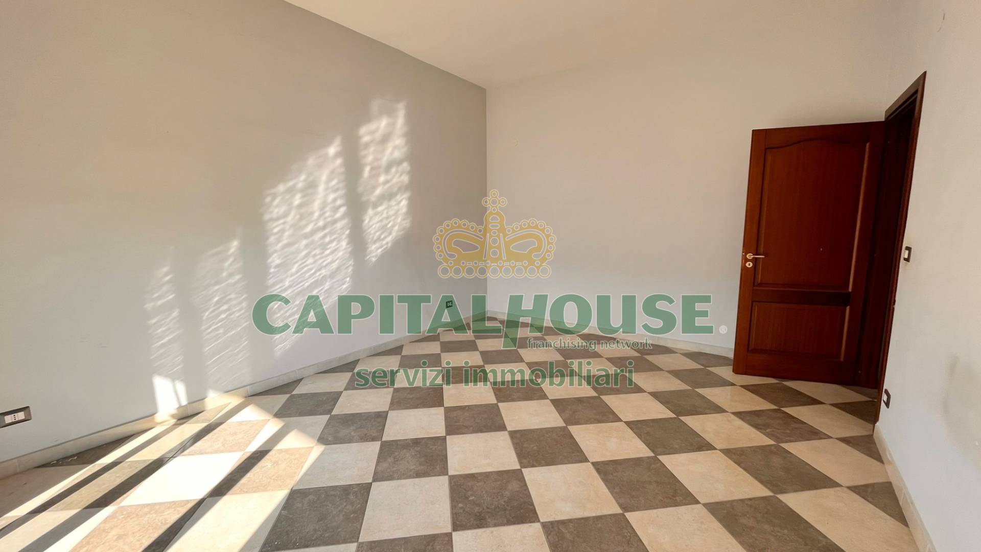 Appartamento in vendita a Contrada