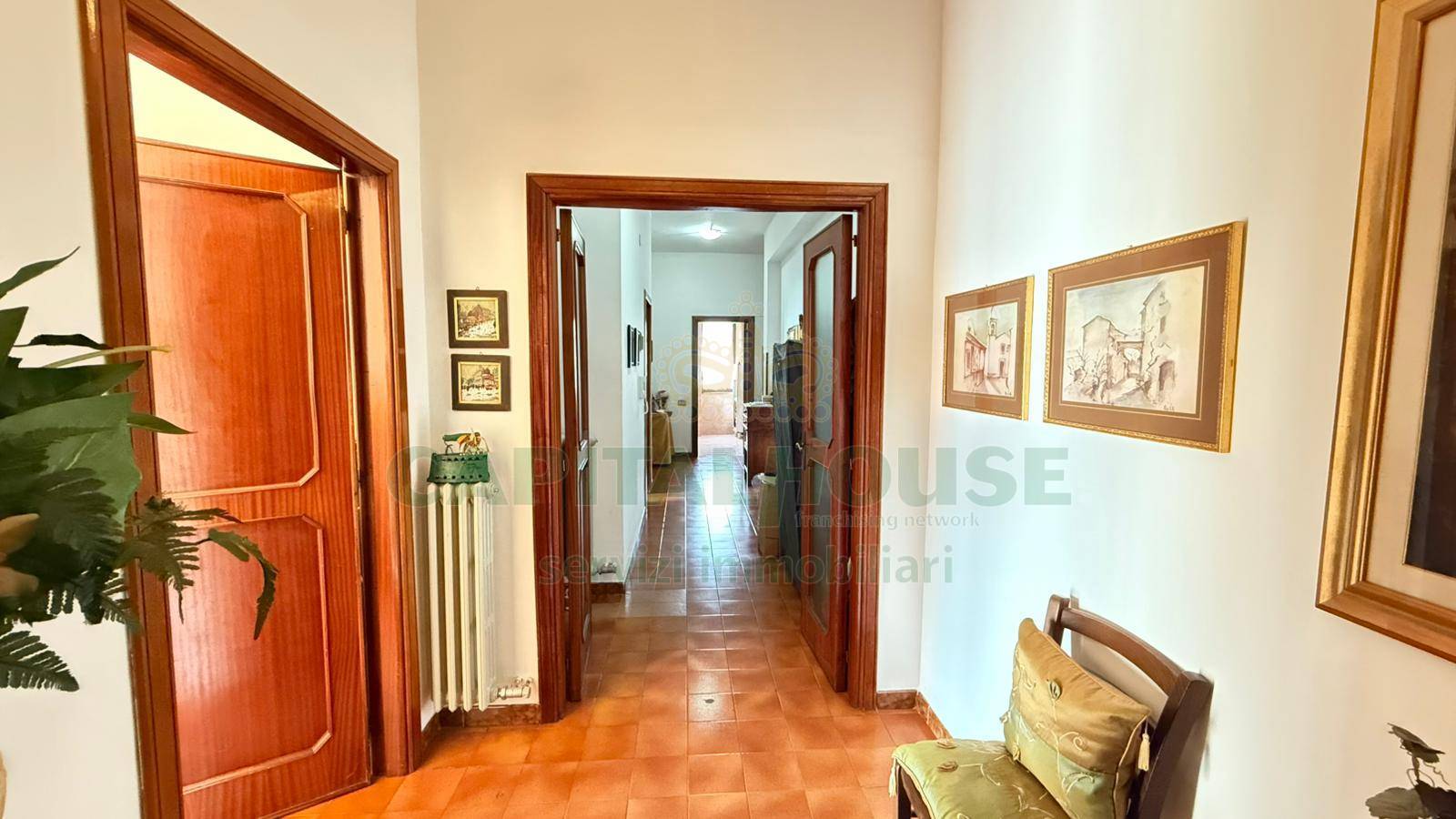 Appartamento in vendita a Contrada