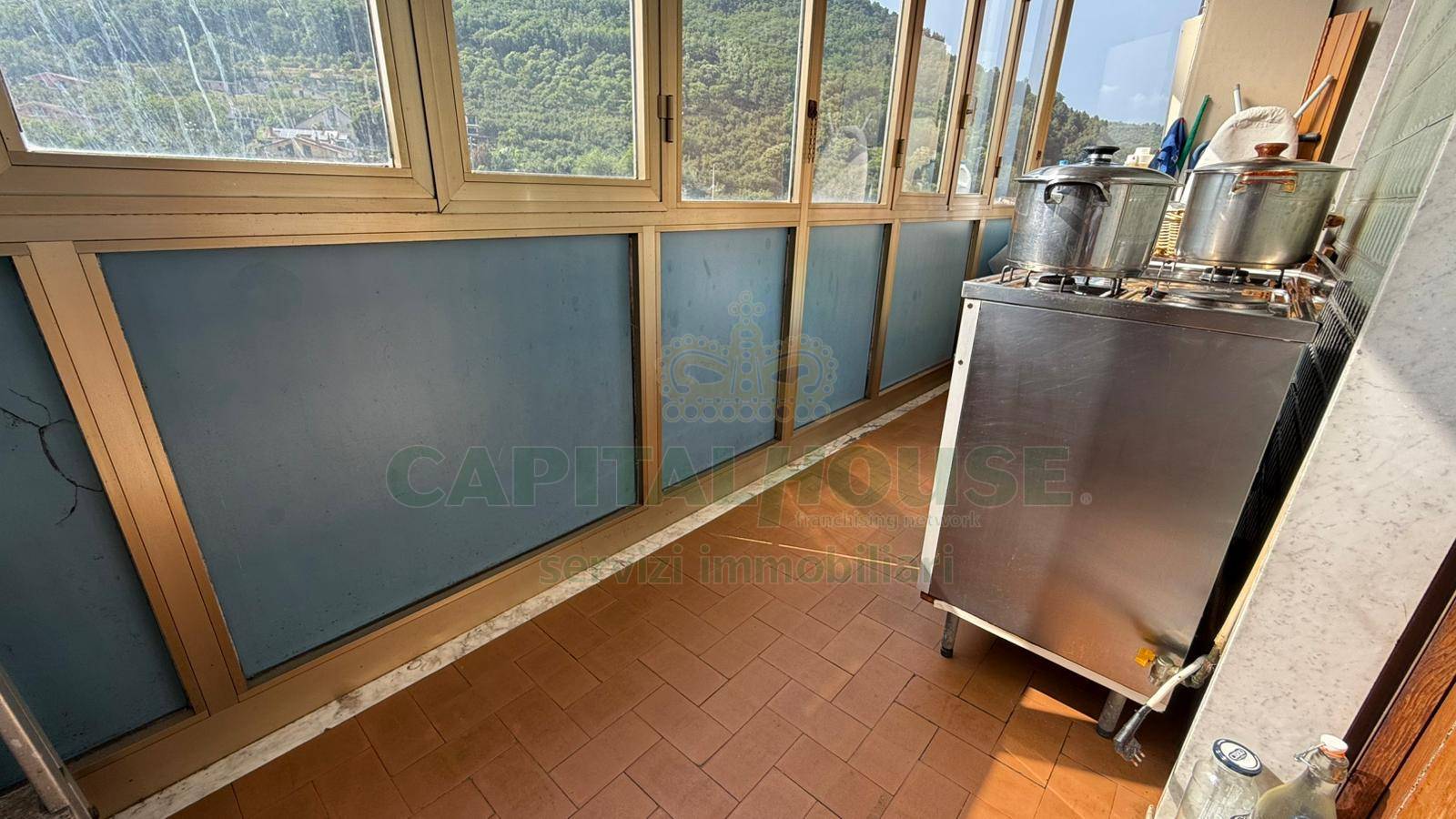 Appartamento in vendita a Contrada