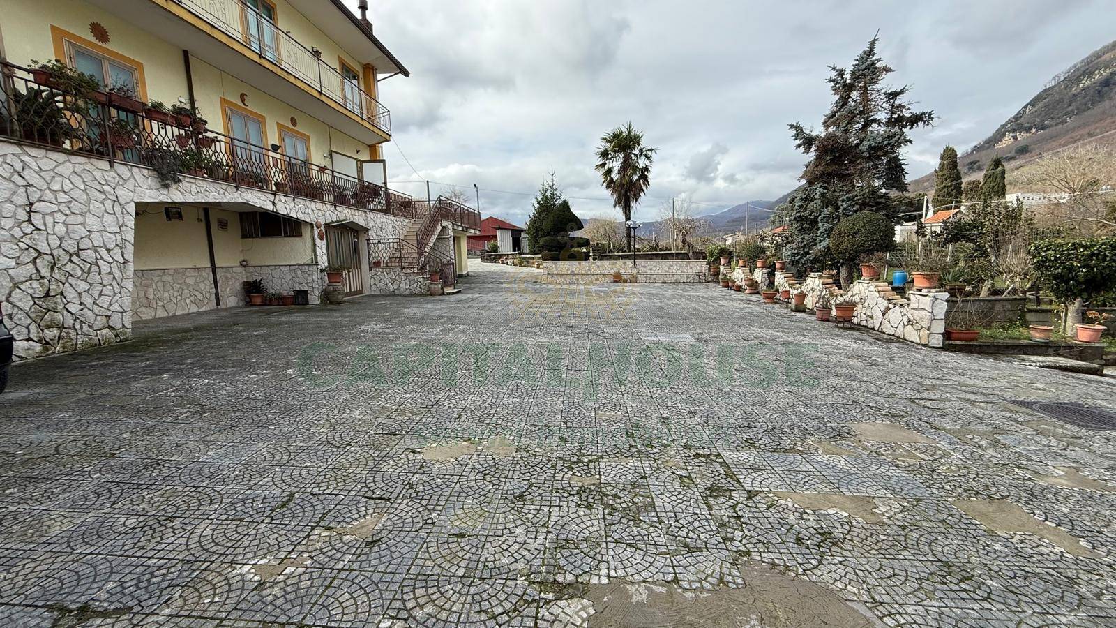 Mansarda in vendita a Contrada