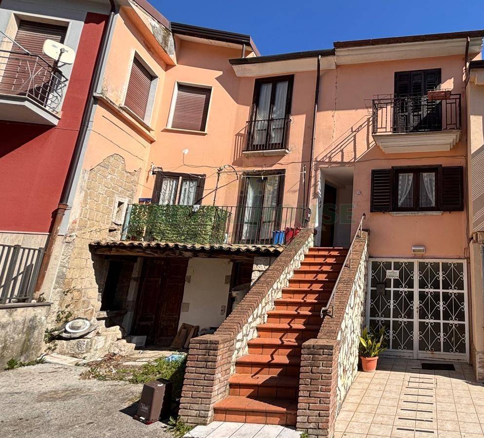 S.Indipendente in vendita a Monteforte Irpino