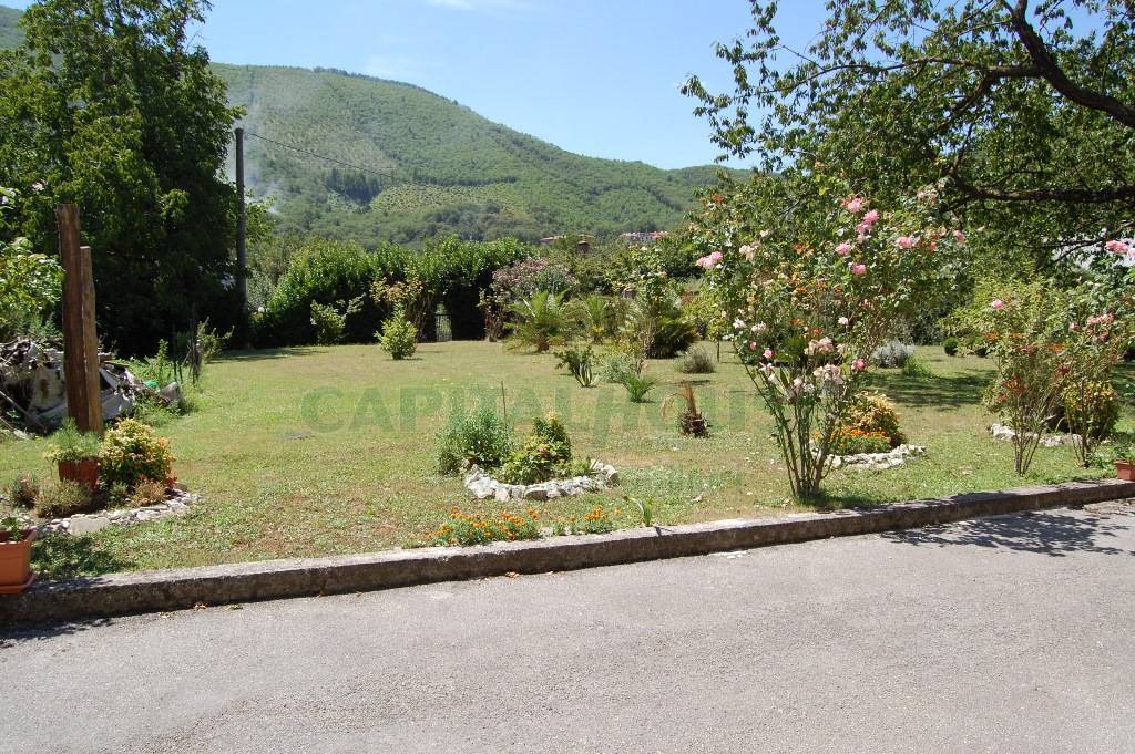 Commerciale in vendita a Monteforte Irpino