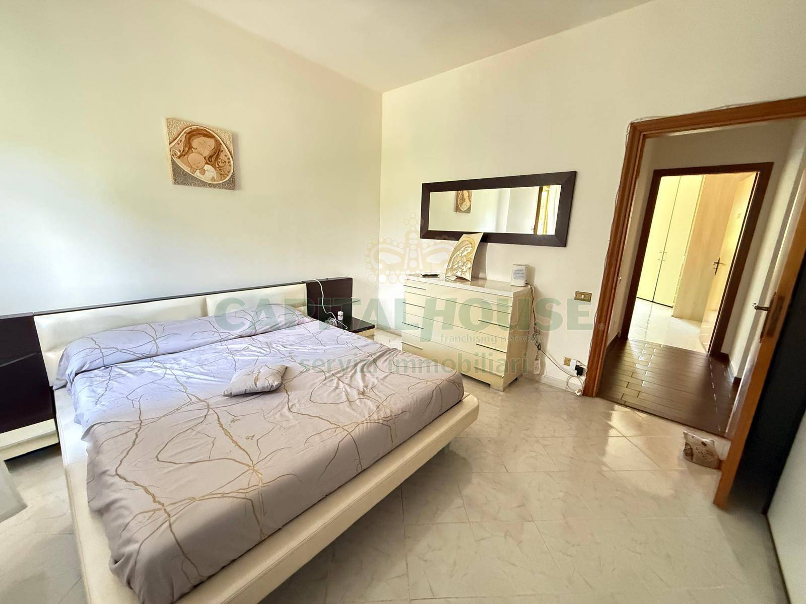 Appartamento in vendita a Contrada