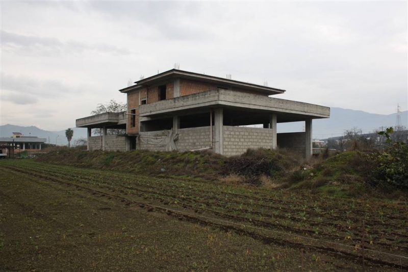 Terreno da ristrutturare a San Valentino Torio