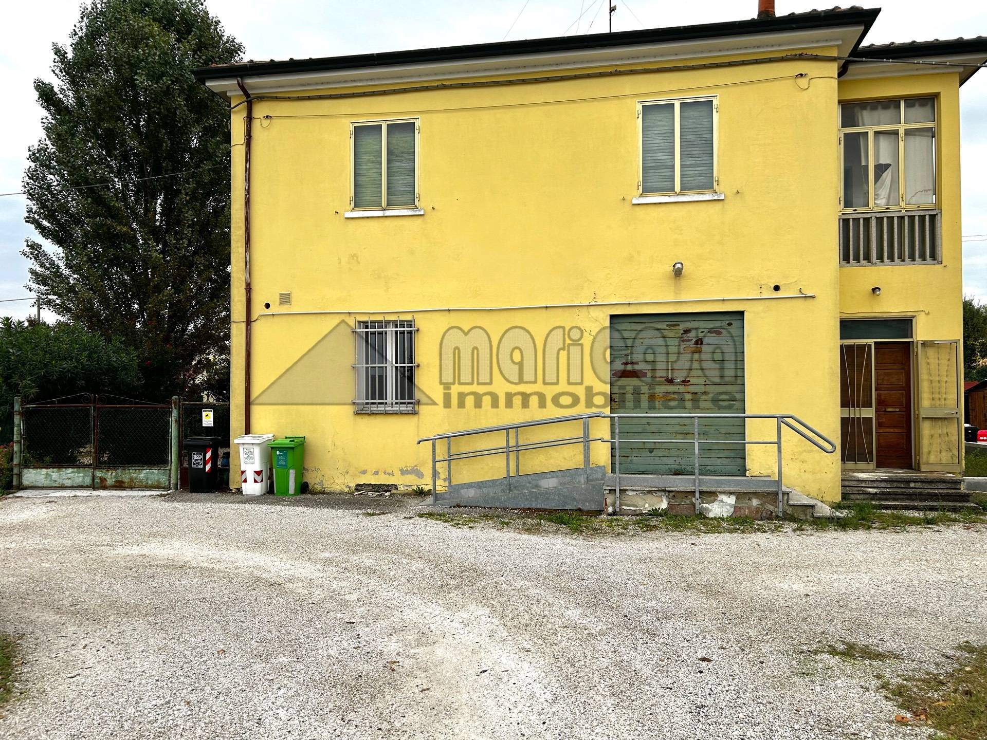 Casa indipendente con box, Occhiobello santa maria maddalena