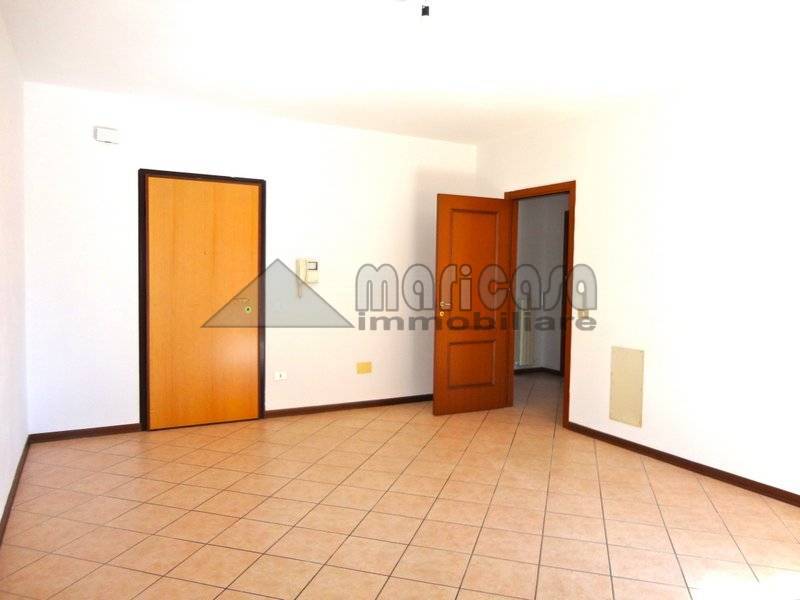 Appartamento in affitto a Ferrara, Via Bologna