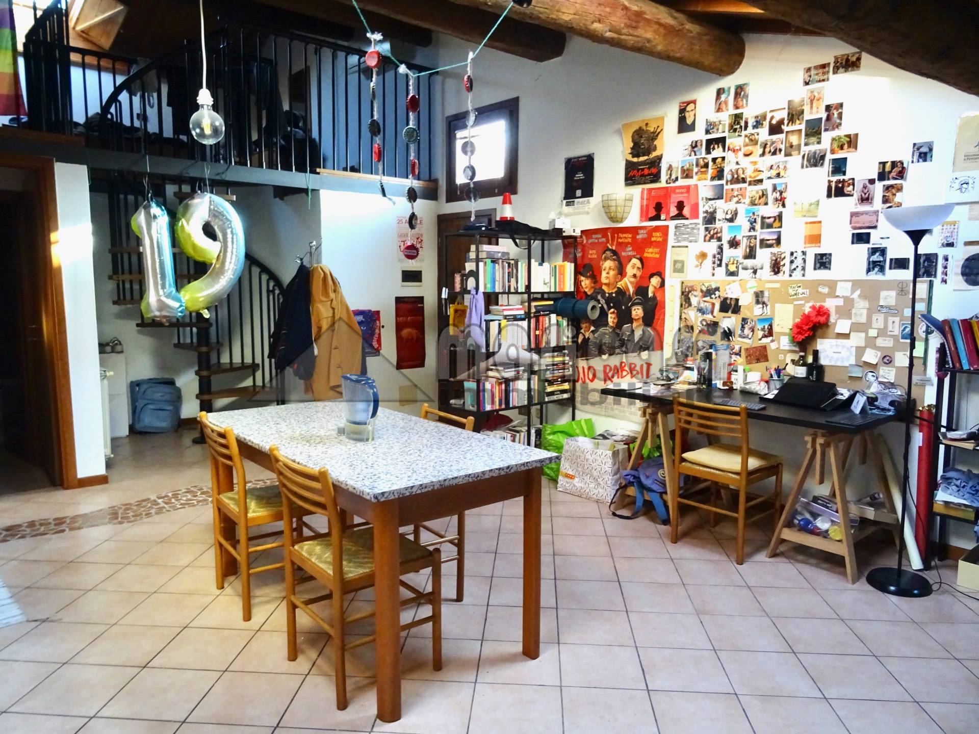 Appartamento in affitto a Ferrara, Centro storico