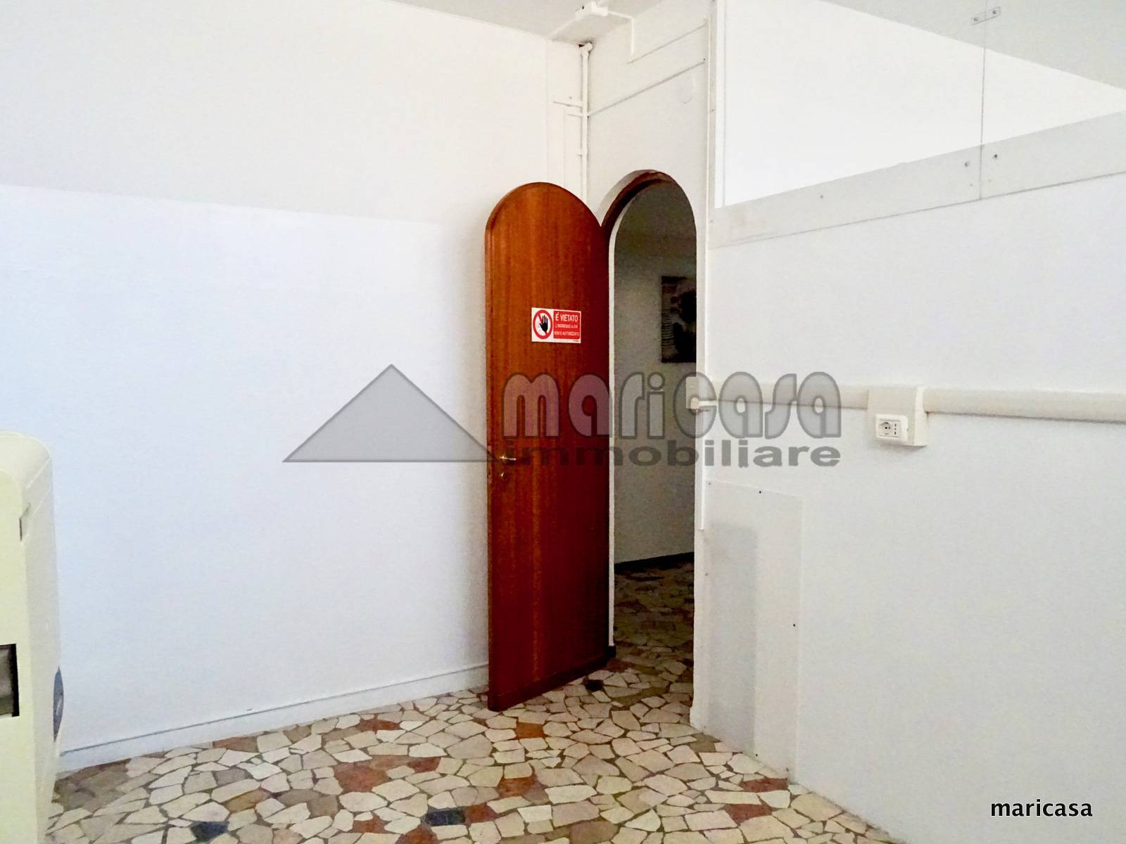 Studio/Ufficio in affitto a Ferrara, Via Bologna