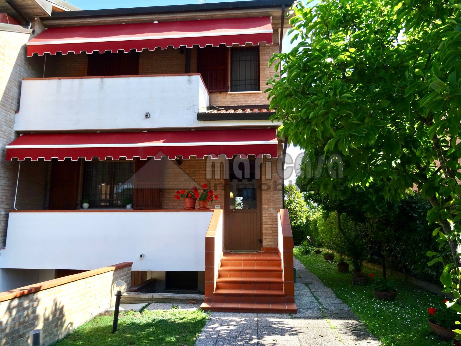 Villette a schiera in vendita a Ferrara, Via Bologna