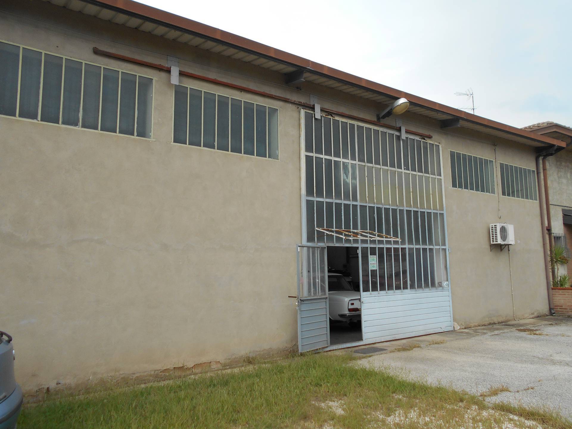 Capannone in vendita a Portomaggiore, Portomaggiore