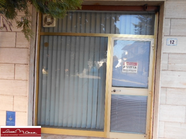 Locale commerciale in vendita a Portomaggiore, Portomaggiore