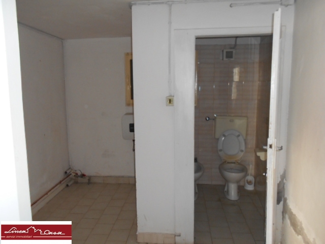 Locale commerciale in vendita a Portomaggiore, Portomaggiore