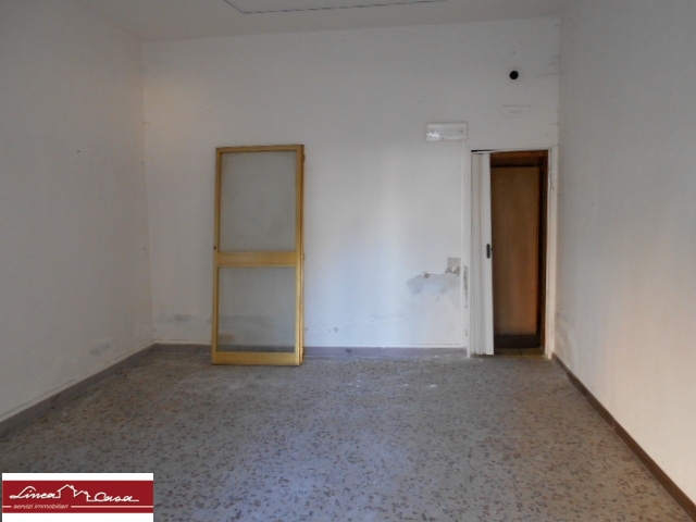 Locale commerciale in vendita a Portomaggiore, Portomaggiore