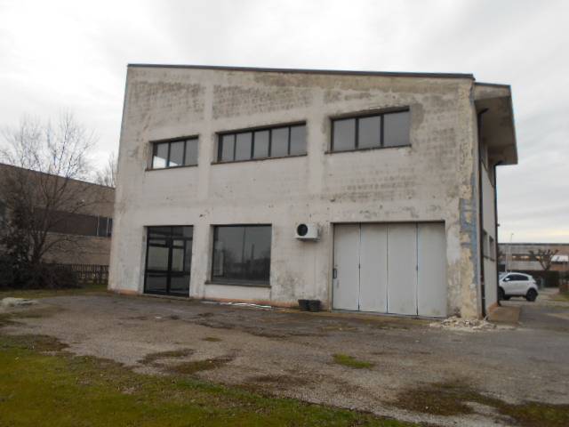 Capannone in vendita a Portomaggiore, Portomaggiore