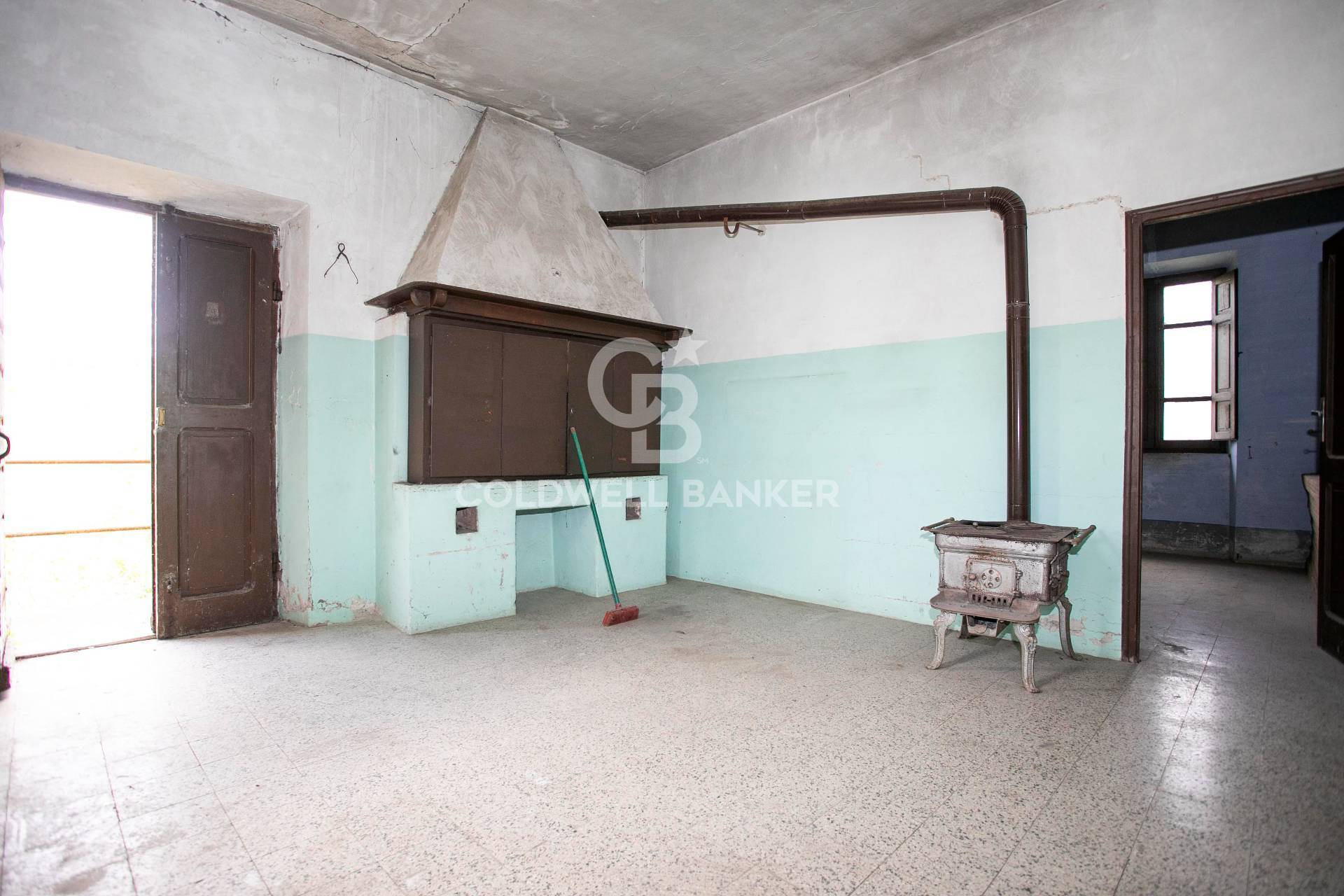 Rustico/Casale/Corte in vendita a Tuscania, loc. Montebello