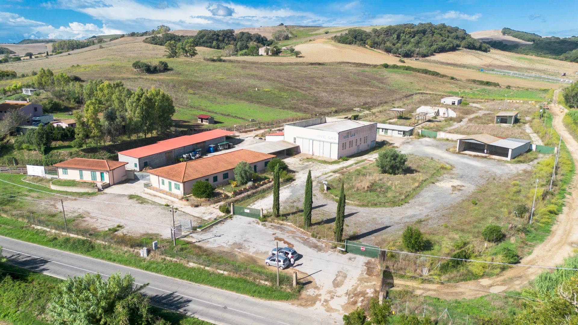 Capannone industriale in vendita a Tarquinia, Campagna