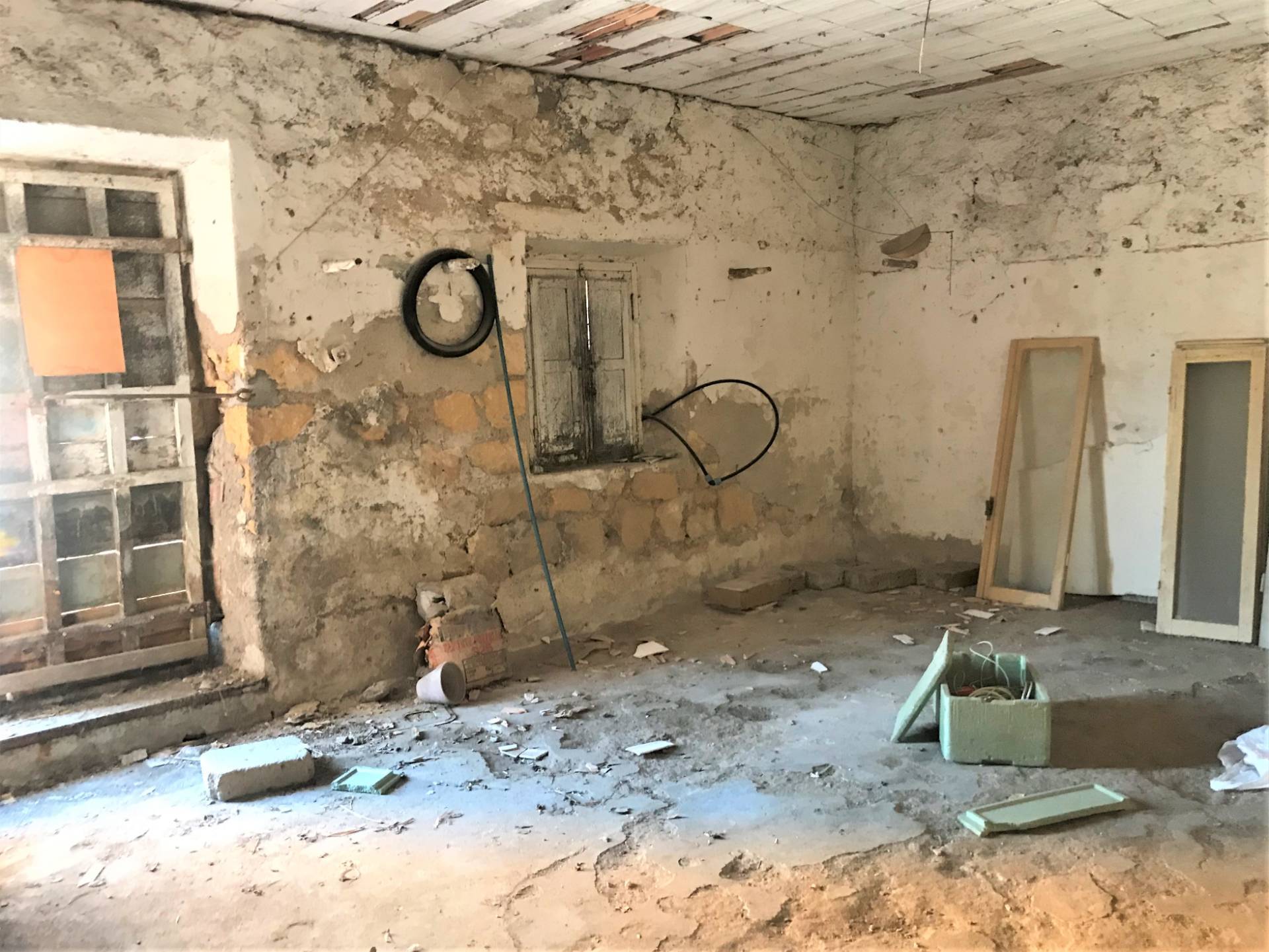 Magazzino in vendita a Tarquinia, Clementina