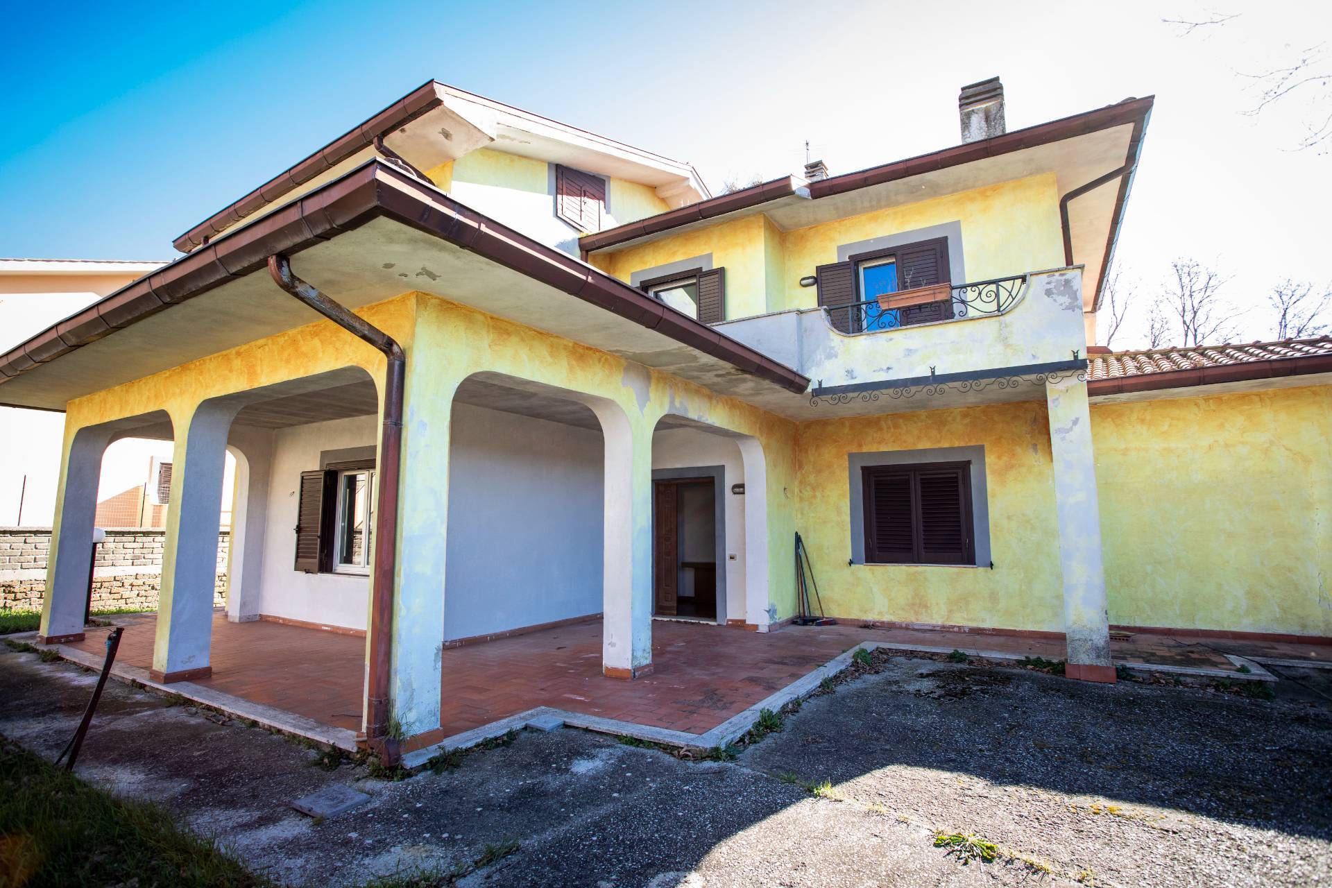 Villa in vendita a Tolfa