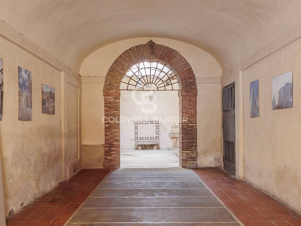 Magazzino in vendita a Tarquinia, Centro Storico
