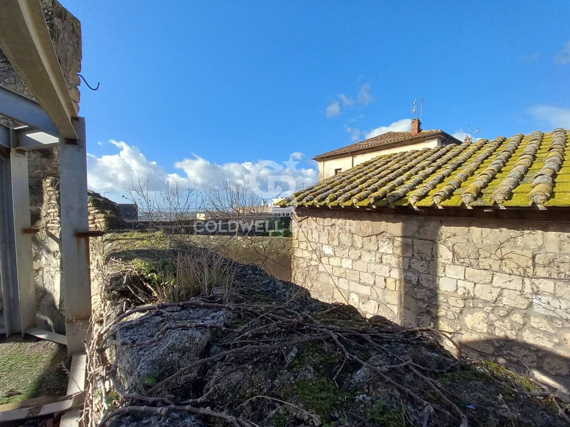 Appartamento indipendente in vendita a Tarquinia, Centro Storico